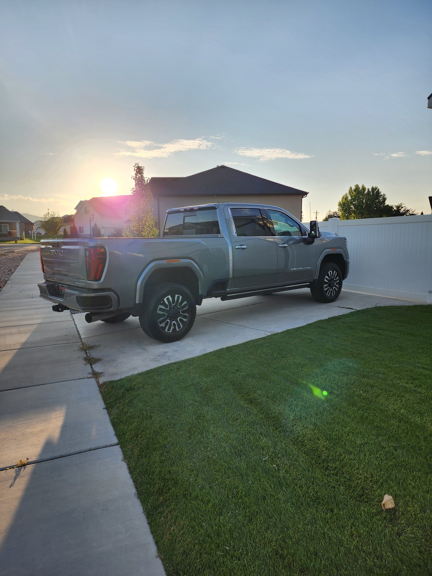 2024 GMC 3500 Denali Ultimate